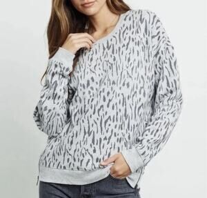 RAILS Marlo Sweater Size XS Gray Leopard Print Flocked Heather Side Zips Casual
